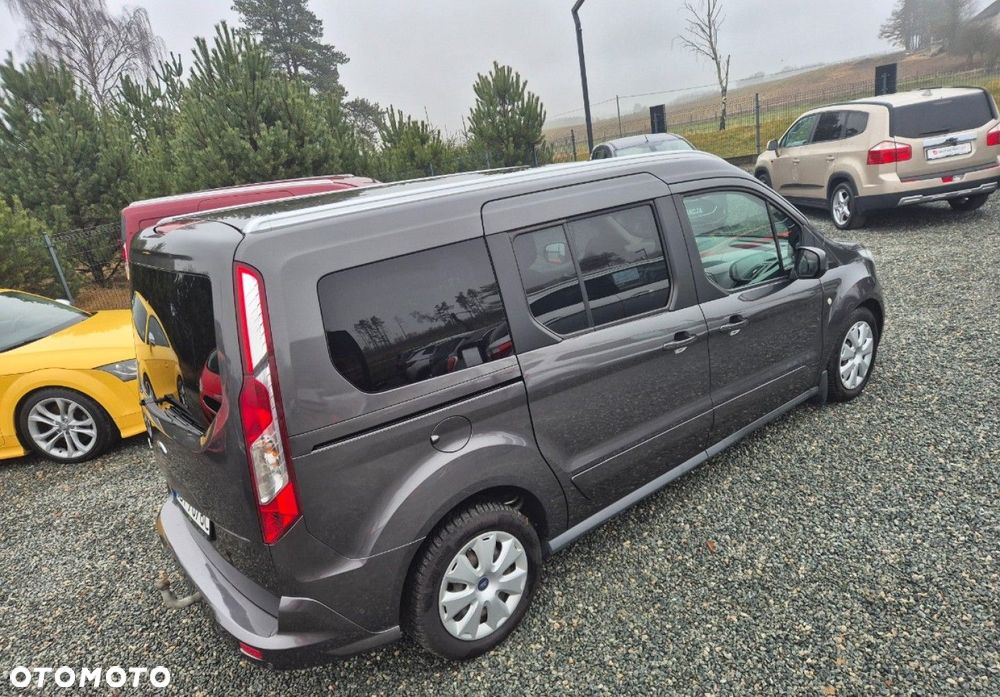 Ford Tourneo Connect Grand - 31