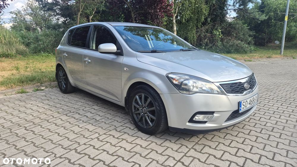 Kia Ceed 1.6 Crdi Comfort + - 2
