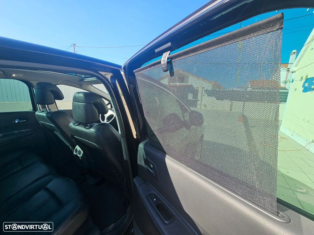 Peugeot 3008 2.0 HDi Hybrid4 99g - 13