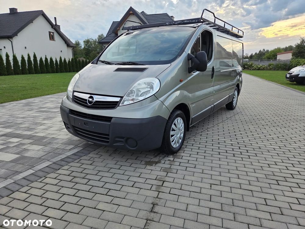 Opel VIVARO LONG KLIMA ORYGINAŁ PRZEBIEG SPRAWNY ZADBANY FULL OPCJA DOPOSAŻONY - 2