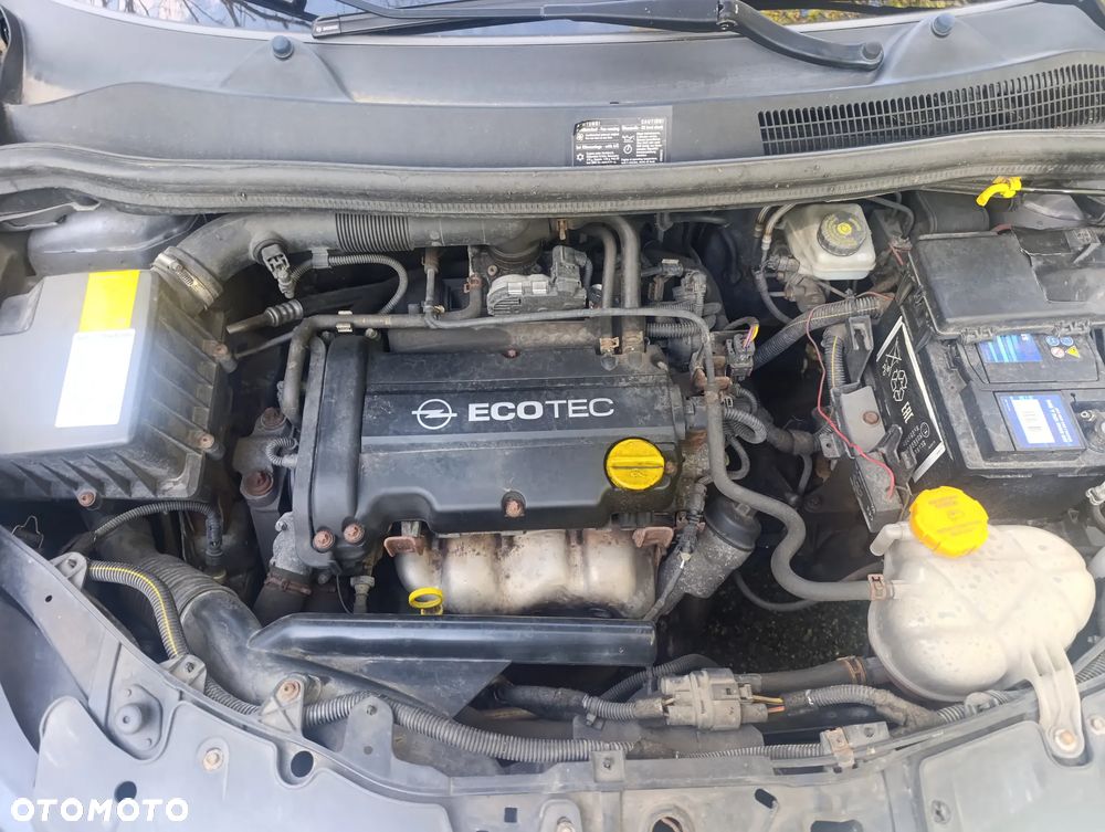 Opel Corsa 1.4 Cosmo - 24