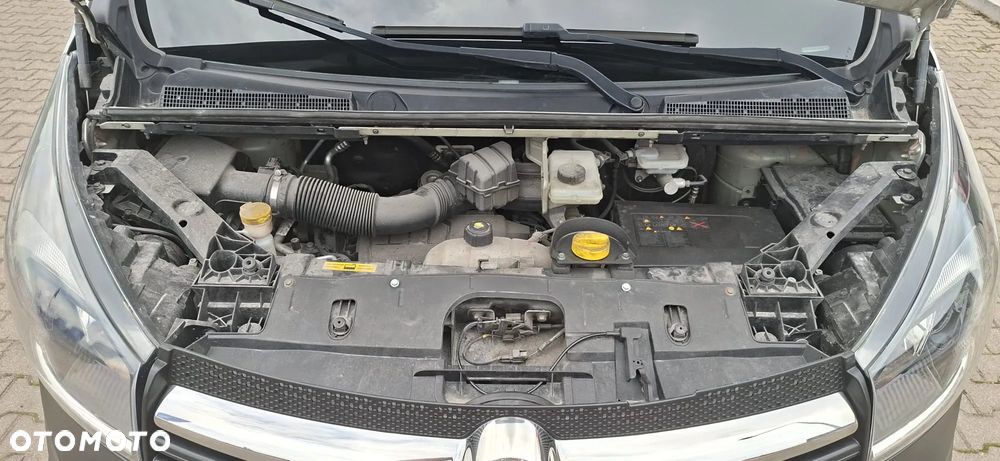 Opel Vivaro - 22