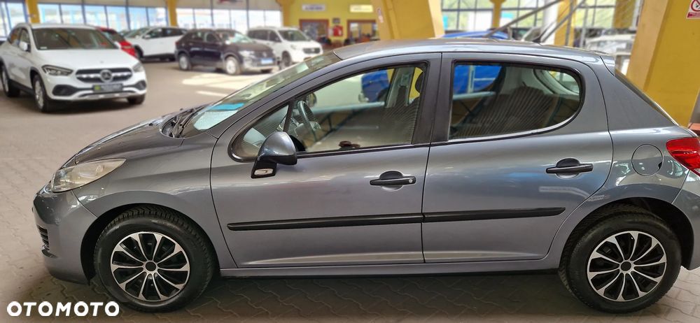 Peugeot 207 - 4