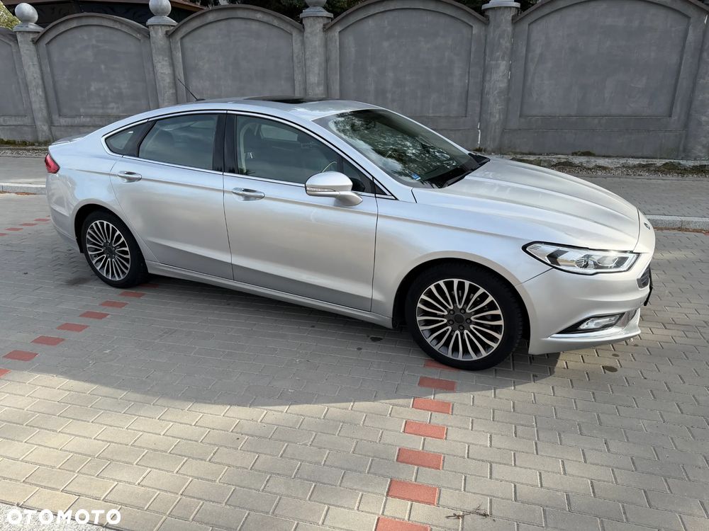 Ford Fusion - 4