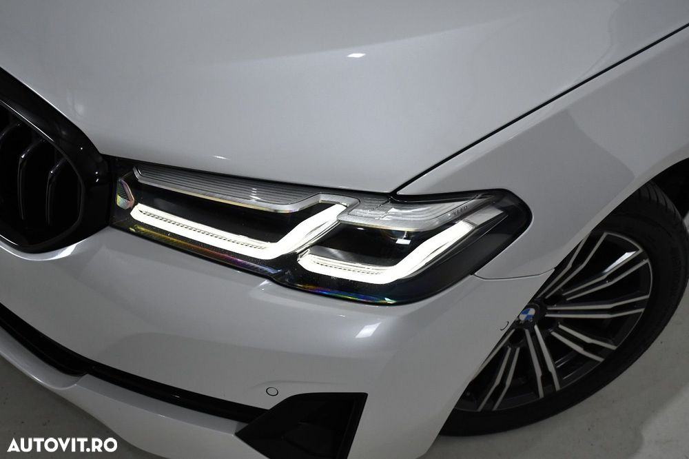 BMW Seria 5 520d xDrive Aut. Luxury Line - 37