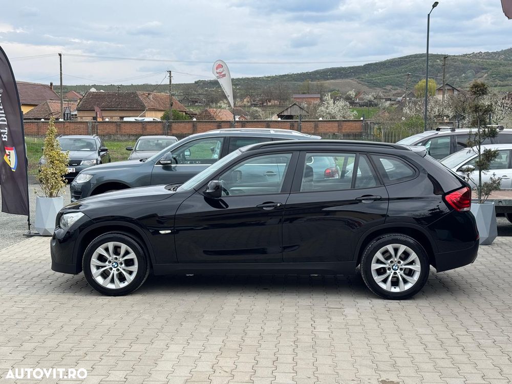 BMW X1 xDrive18d - 10