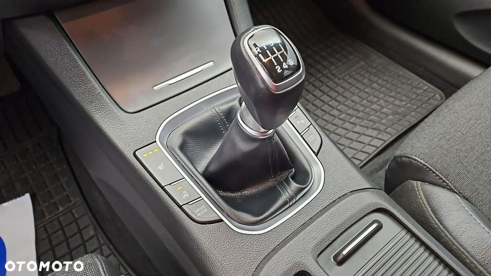 Hyundai i30 - 19