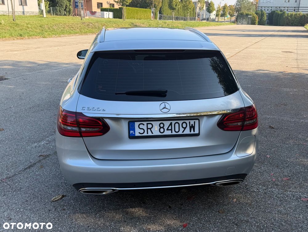 Mercedes-Benz C-Class 2020 photo 5