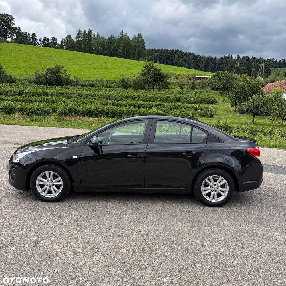 Chevrolet Cruze 1.6 LT+ - 35