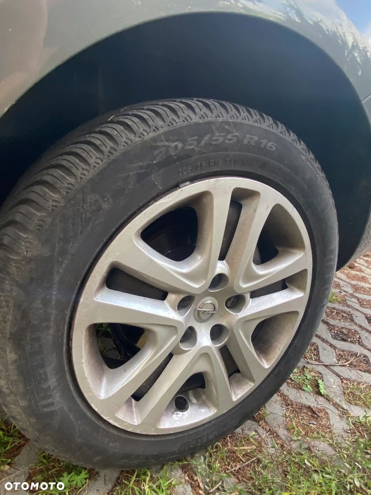 Opel Astra - 5