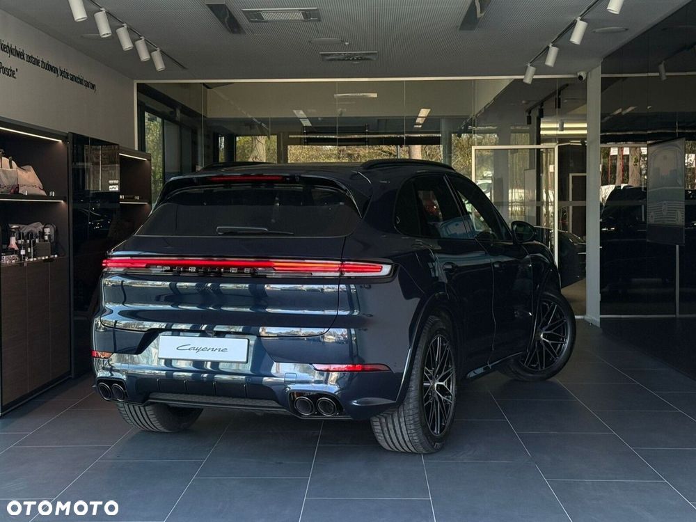 Porsche Cayenne - 6