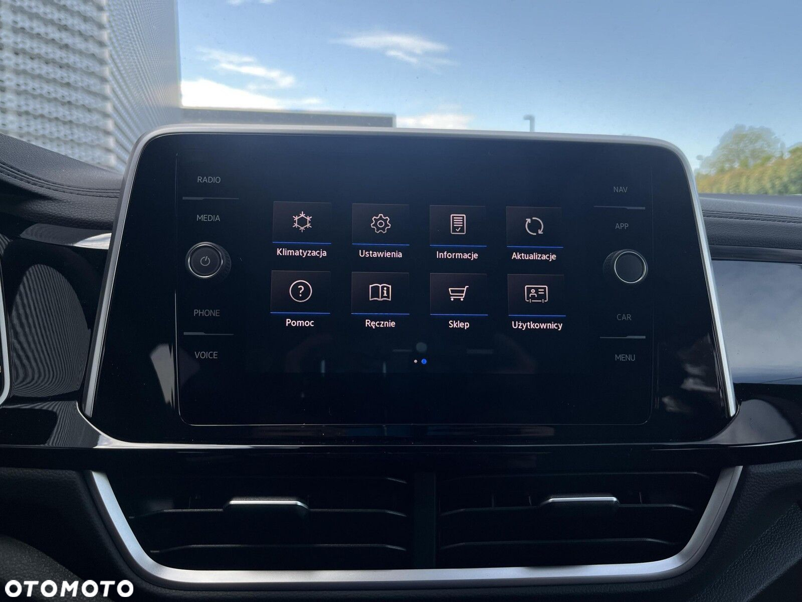 Volkswagen T-Roc 1.5 TSI R-Line Plus DSG - 37