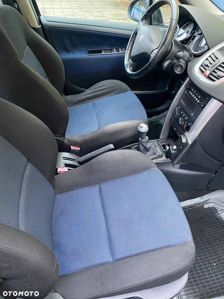 Peugeot 207 1.6 HDi Sporty - 22