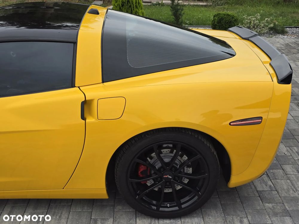 Chevrolet Corvette 6.0 V8 - 21