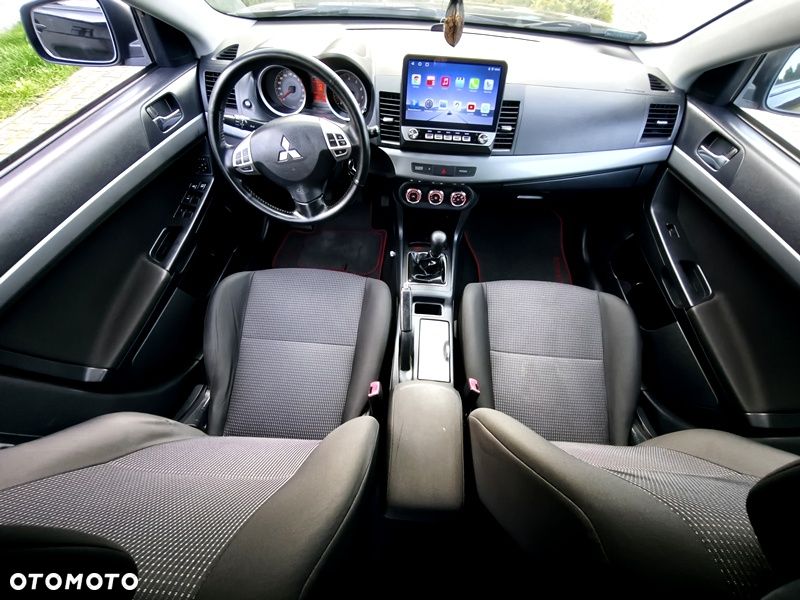 Mitsubishi Lancer - 6