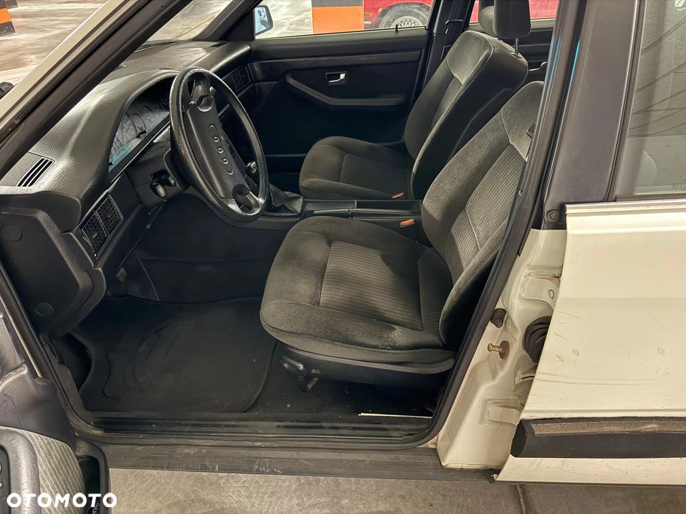 Audi 100 2.2 E - 39