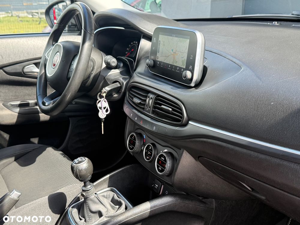 Fiat Tipo 1.4 T-Jet 16v Lounge - 17