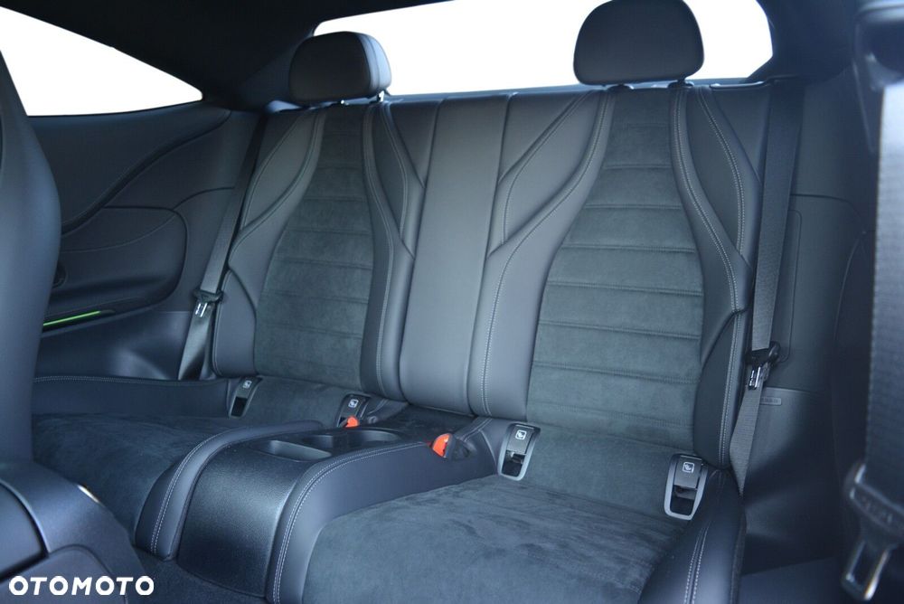 Mercedes-Benz CLE - 8