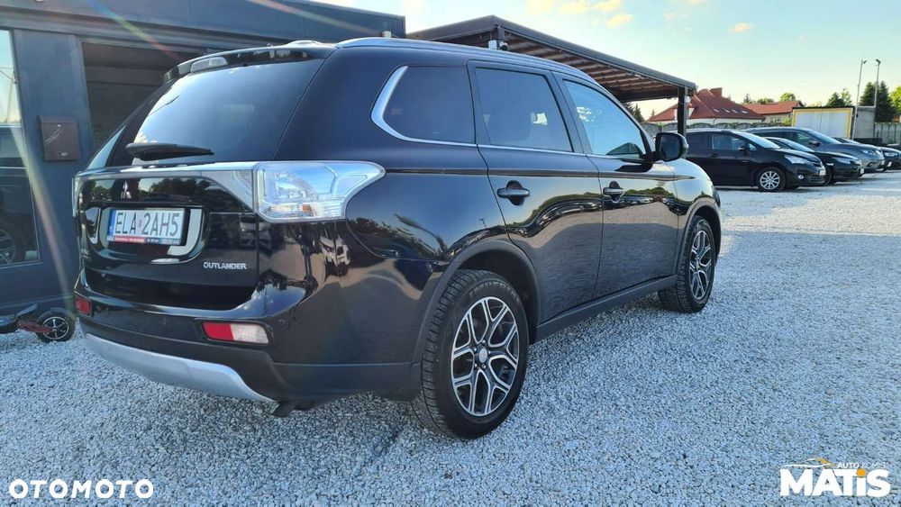 Mitsubishi Outlander - 19