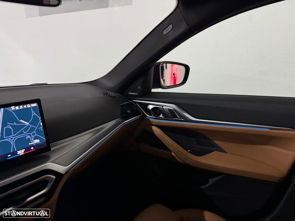 BMW i4 eDrive35 Pack Desportivo M - 24