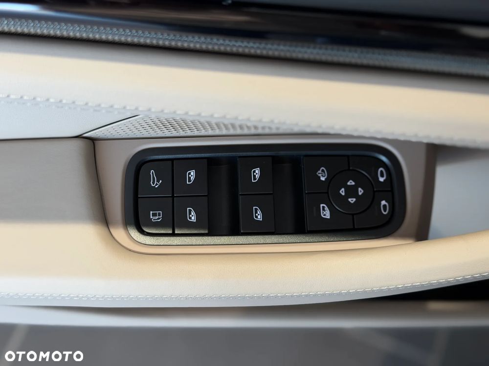 Porsche Panamera 4 E-Hybrid PHEV - 21
