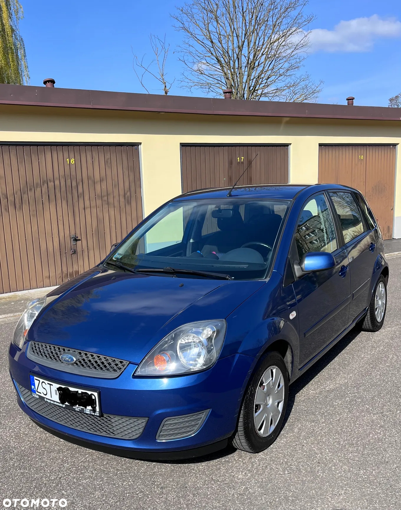 Ford Fiesta 1.3 Ambiente - 3