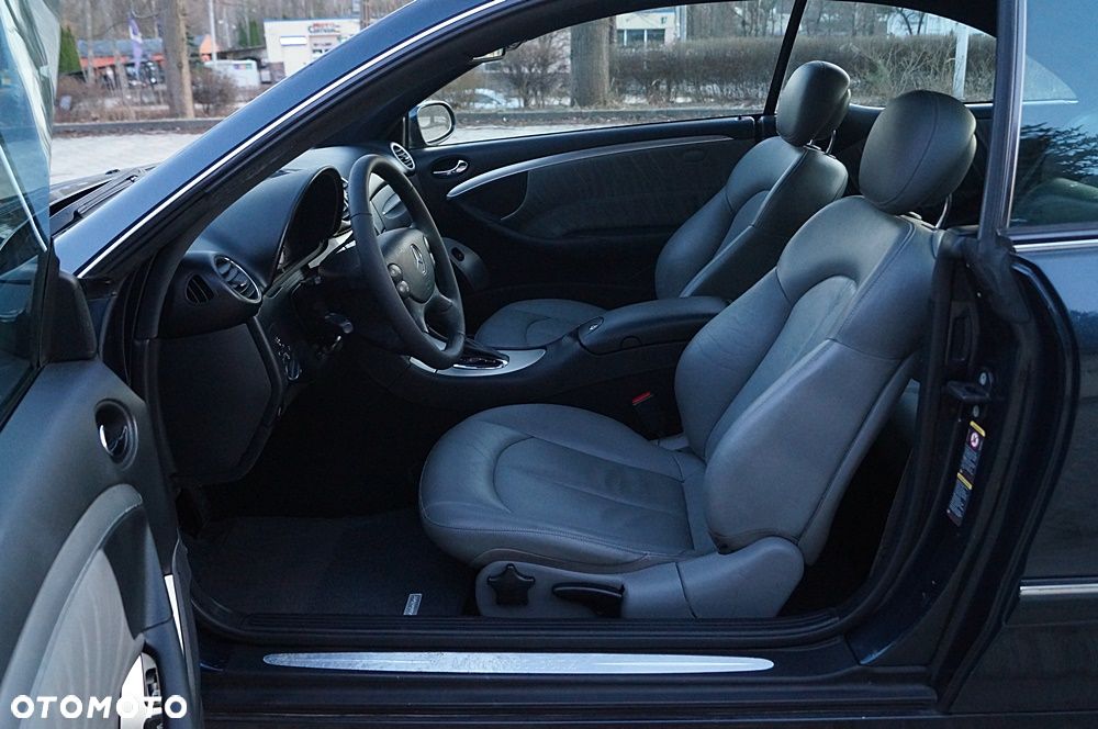 Mercedes-Benz CLK 220 CDI Automatik Avantgarde - 18