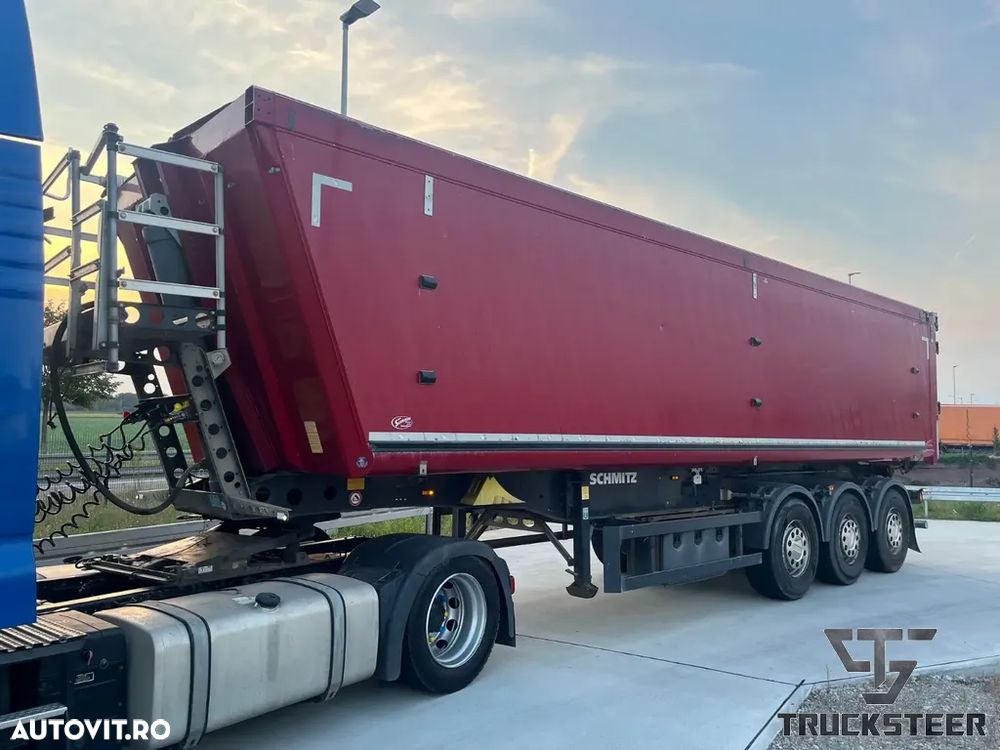 Schmitz Cargobull 52m3 - 1