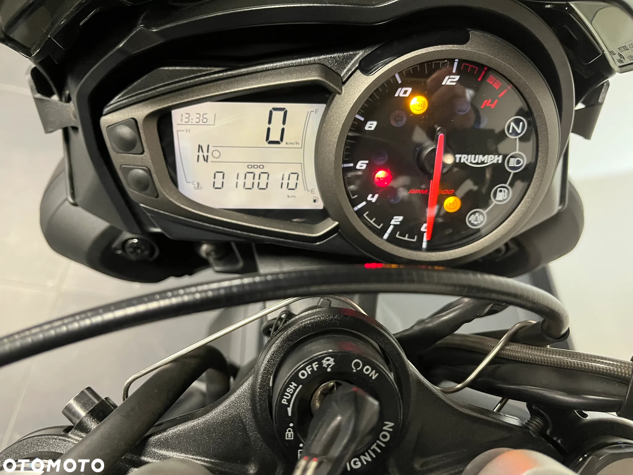 Triumph Street Triple - 5