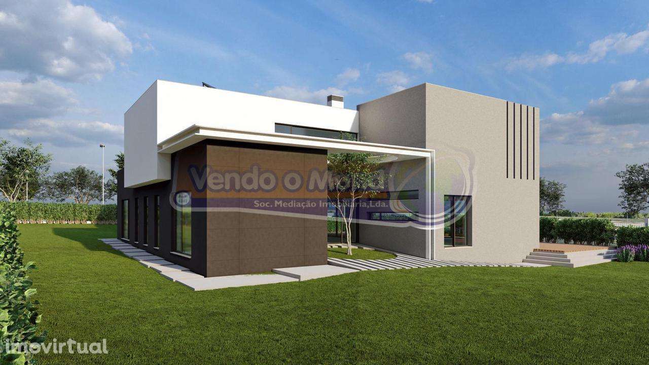 Moradia T6, em construção em Santo Estêvão (STE066) - Grande imagem: 3/24