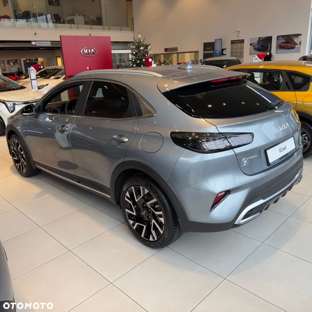 Kia XCeed 1.6 T-GDI Tribute DCT - 5