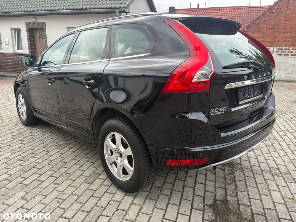 Volvo XC 60 D3 Drive-E Ocean Race - 5