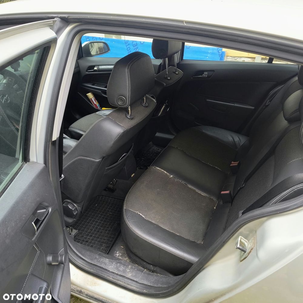 Opel Astra - 6