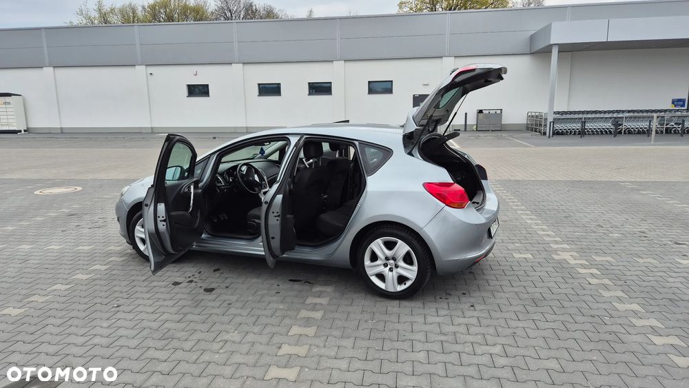 Opel Astra 1.4 T Active - 4