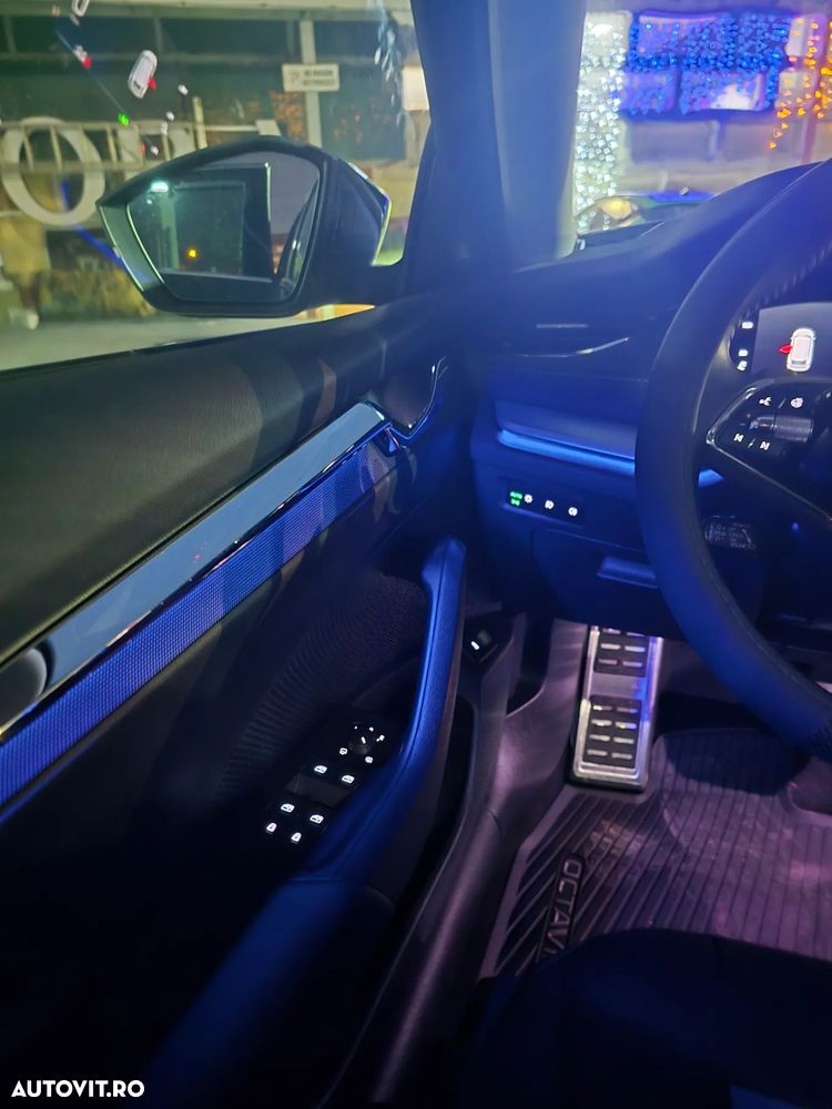 Skoda Octavia Combi Diesel 2.0 TDI DSG Style - 17