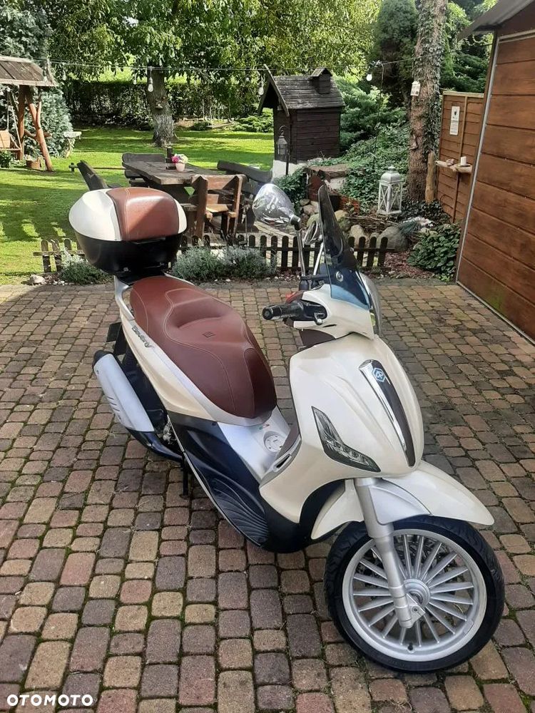 Piaggio Beverly - 1