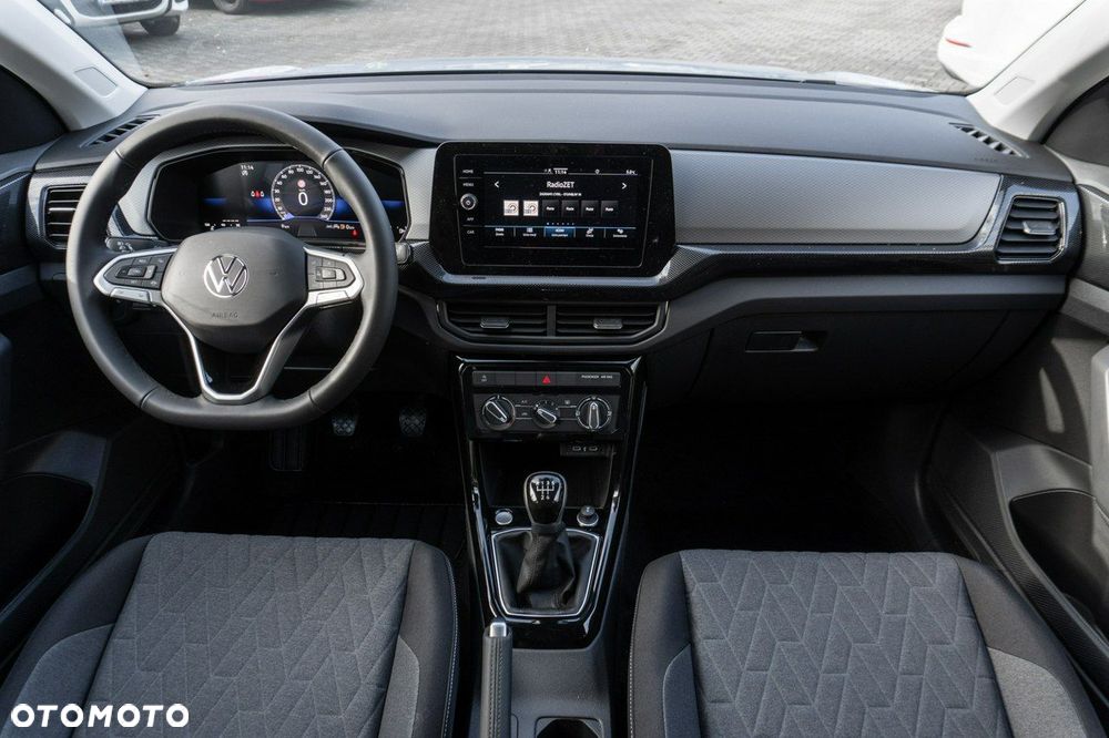 Volkswagen T-Cross - 17