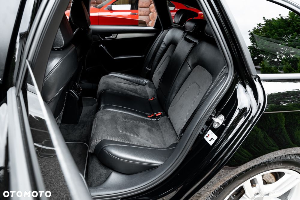 Audi A4 Avant 1.8 TFSI quattro S line Sportpaket - 17