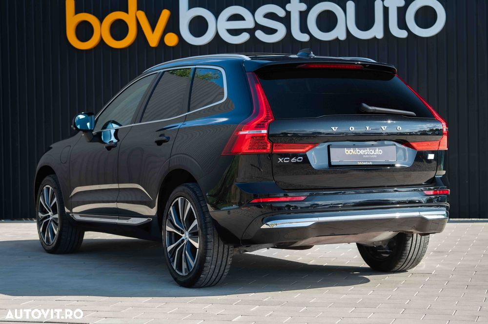 Volvo XC 60 T6 AWD Recharge Geartronic Inscription - 36