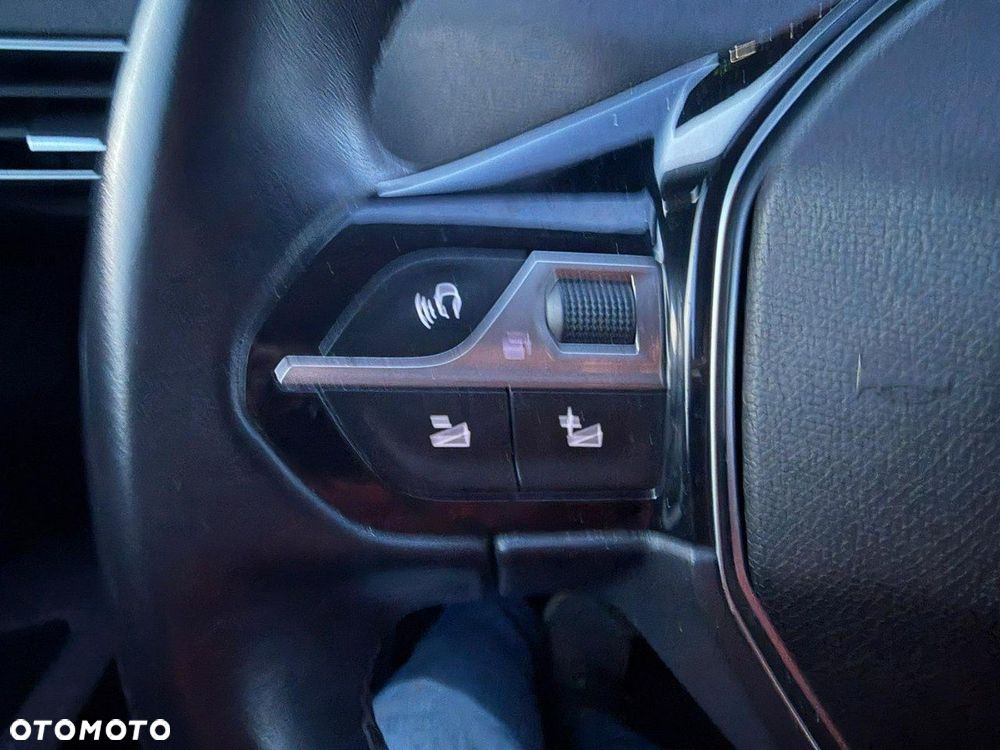 Peugeot 3008 - 25
