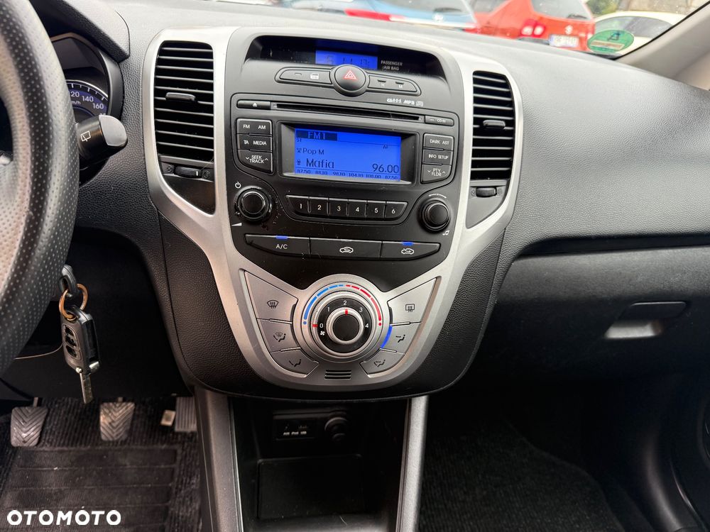 Hyundai ix20 1.4 Trend - 12