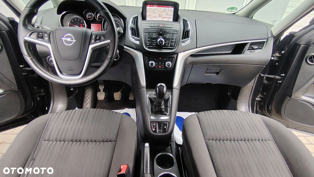 Opel Zafira Tourer 1.4 Turbo Sport - 27