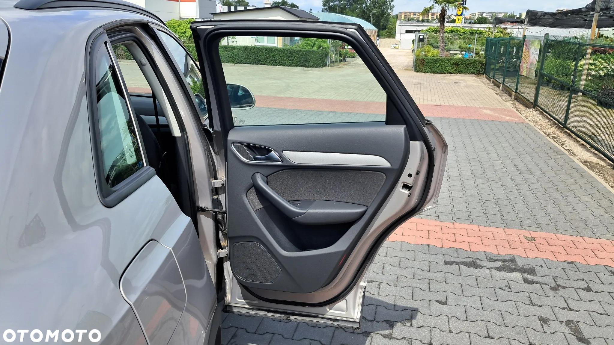 Audi Q3 2.0 TFSI Quattro - 11