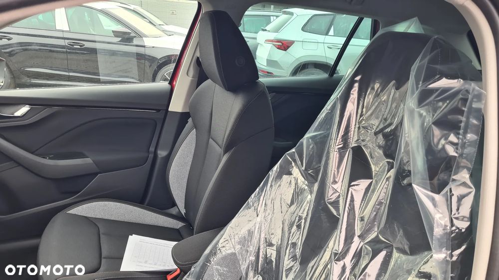 Skoda Kamiq 1.5 TSI Drive DSG - 10