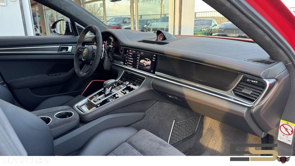 Porsche Panamera GTS - 14