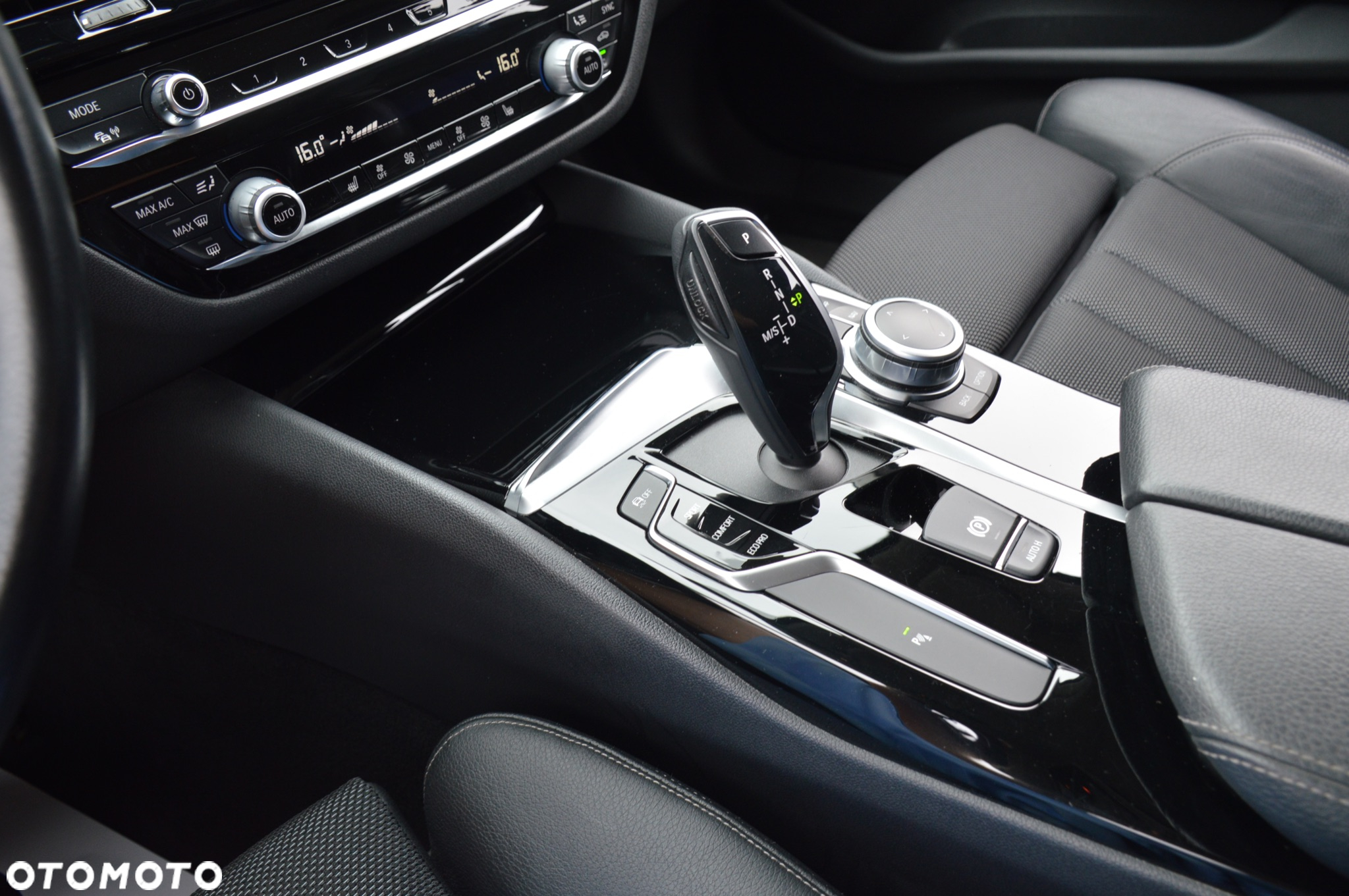 BMW Seria 5 520d xDrive Sport Line sport - 15