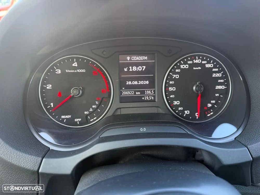 Audi A3 Limousine 30 TDI Design - 29