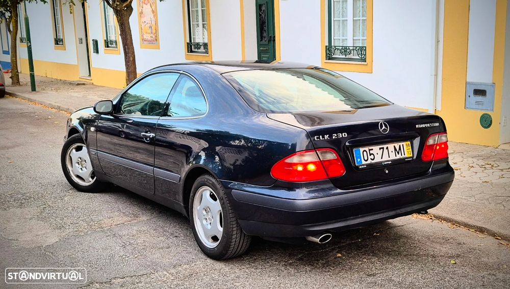 Mercedes-Benz CLK 230 - 7