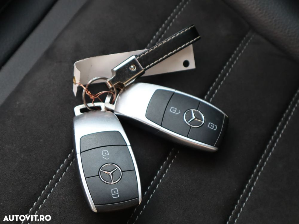 Mercedes-Benz GLC 300 de 4Matic 9G-TRONIC AMG Line Plus - 22
