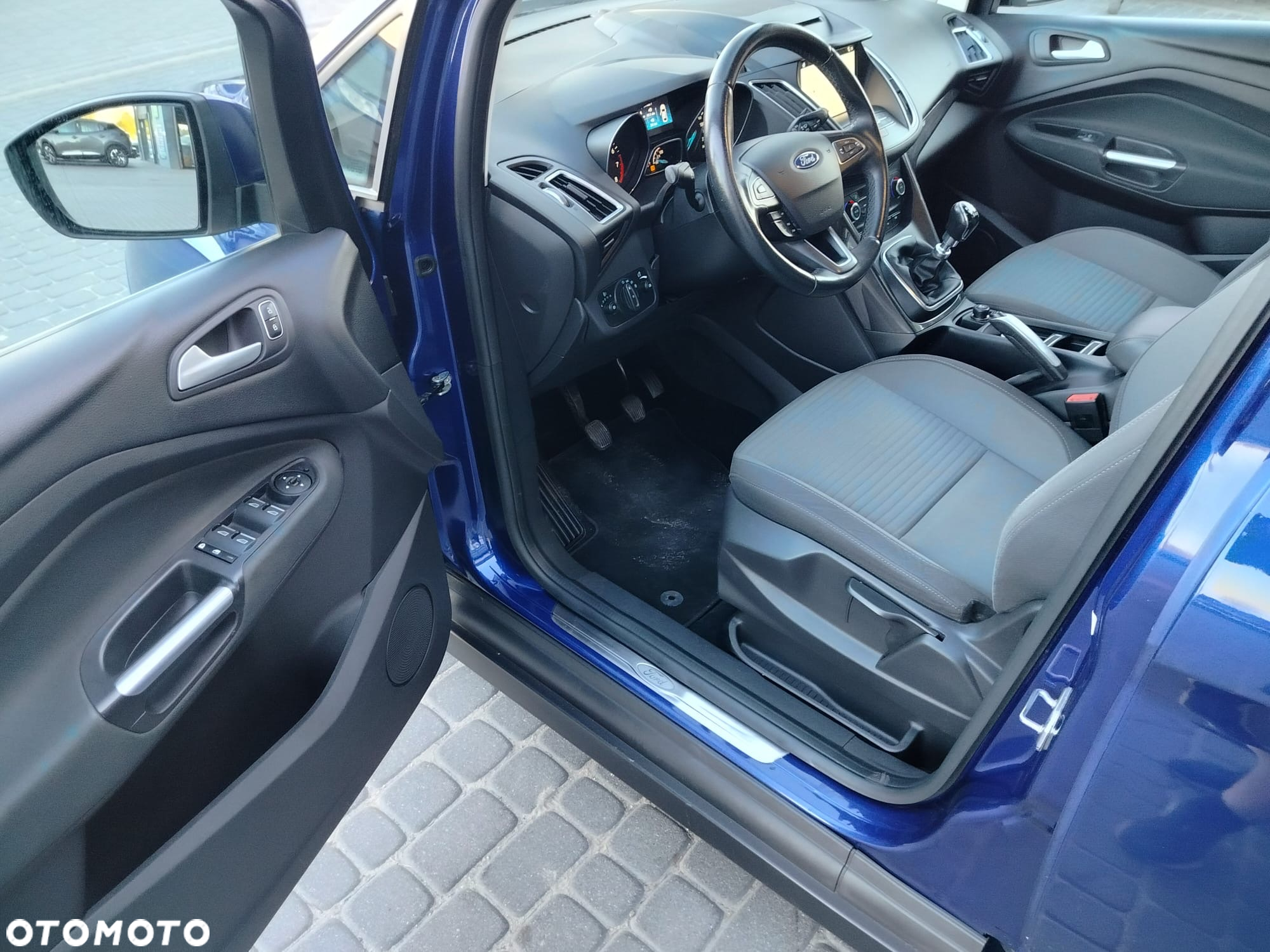 Ford Grand C-MAX 1.5 EcoBoost Start-Stopp-System Titanium - 16